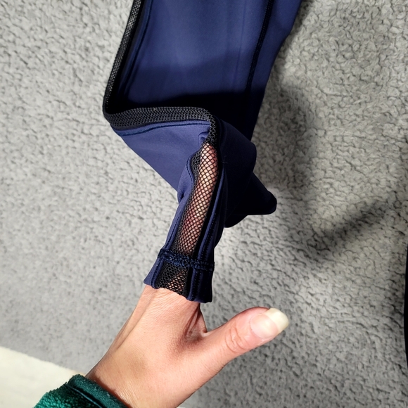 Lululemon High Times Pant (Wing Mesh) Leggings Womens 4 Deep Navy Luxtreme Yoga - Picture 10 of 16